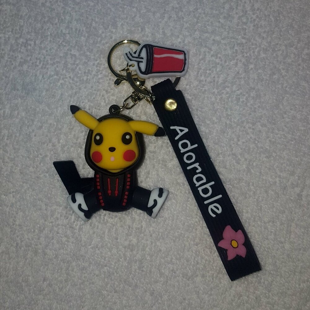 🛍️3/$21... Rare Pokemon Keychain - Picture 2 of 3